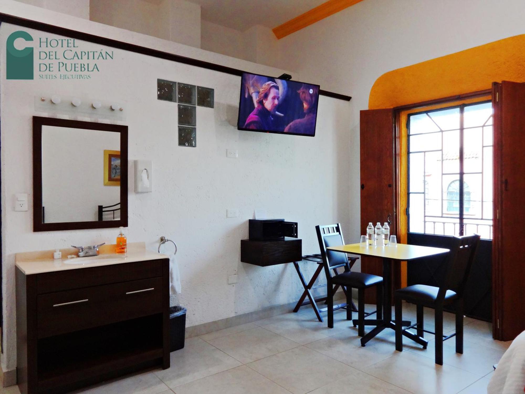 Hotel Del Capitan De פואבלה מראה חיצוני תמונה